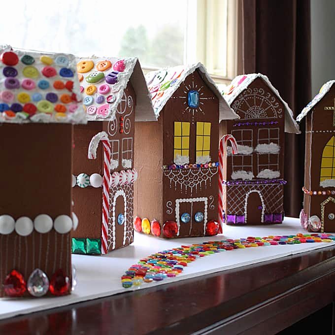 Cardboard Gingerbread House Luxury 12 Clever Ways to Make A Gingerbread House