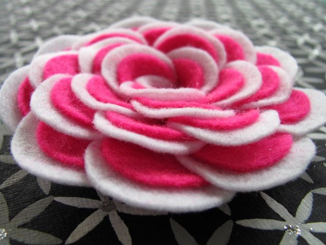 Felt Rose Pattern New Abbey Rose No Sew Flower Tutorial Felt Flower Pattern Hairclip