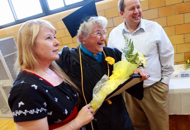 Ged Graduation Speech Examples Inspirational Wyoming Woman Earns Degree In Time for 60th High School