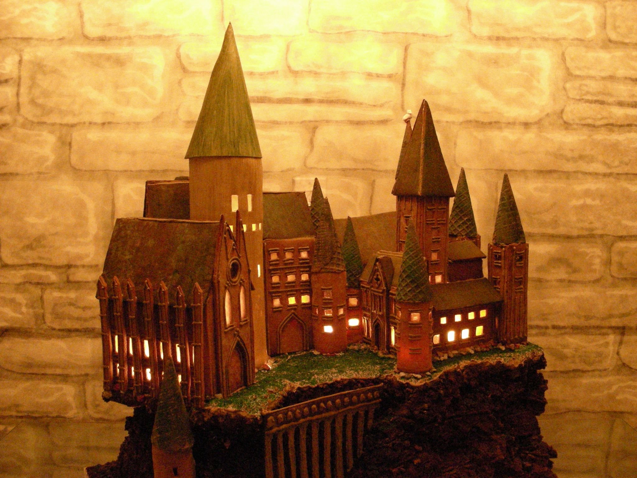 Gingerbread Castle Template Awesome Hogwarts Gingerbread Castle Plete with Internal