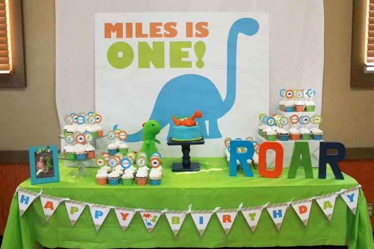 Party City Dinosaur Party Awesome Best 25 Dinosaur First Birthday Ideas On Pinterest