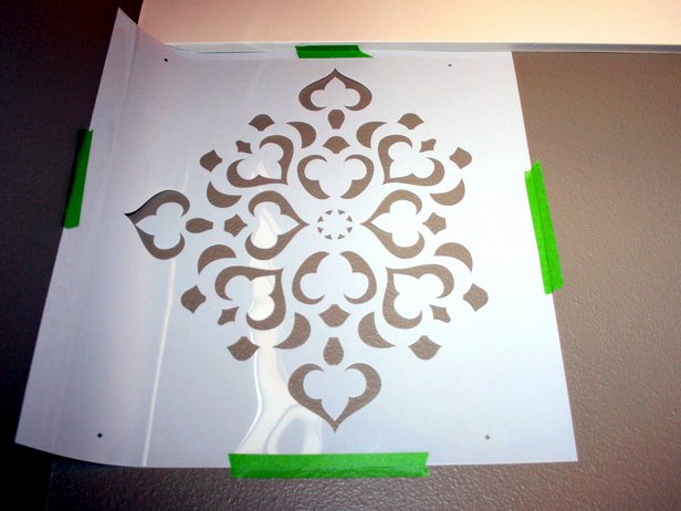 Stencil Templates for Painting Lovely Motif Mural Painting Itself – An Idea with Paint and